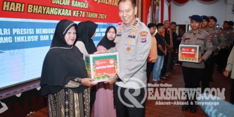 Polda Kalsel Berbagi Bantuan Sosial dan Gelar Bakti Sosial dalam rangka Hari Bhayangkara Ke-78