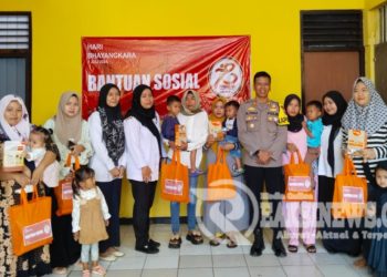 Memperingati HUT Bhayangkara ke 78, Polsek Warungkiara Gelar Bakti Sosial
