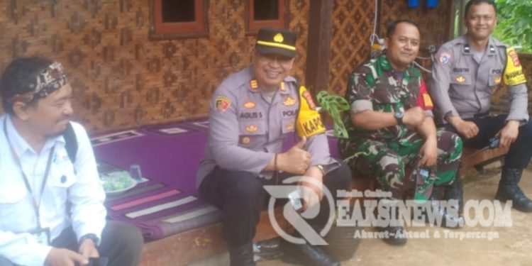 Jaga Kekompakan Sinergitas TNI-Polri Sambangi Tokoh Agama