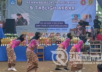 Ratusan Siswa Dan Siswi Meriahkan Perpisahan Sekolah SDN Sekaligus SMP 2 PGRI Bantargadung