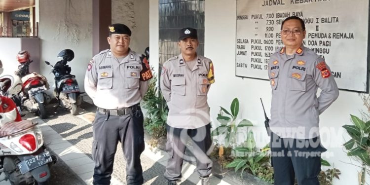 Ciptakan Keamanan, Polisi Rutin Pam Gereja Setiap Hari Minggu