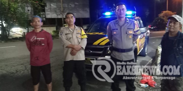 Patroli Malam, Cegah Gangguan Kamtibmas di Wilayah Lembursitu