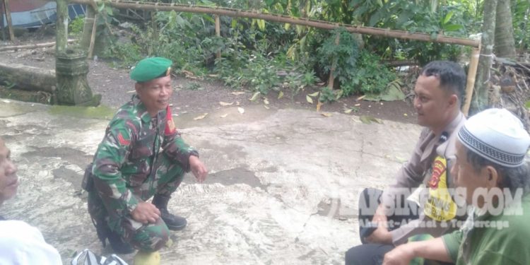 Sinergitas TNI-POLRI Sambangi Tokoh Masyarakat di Wilayah Binaannya