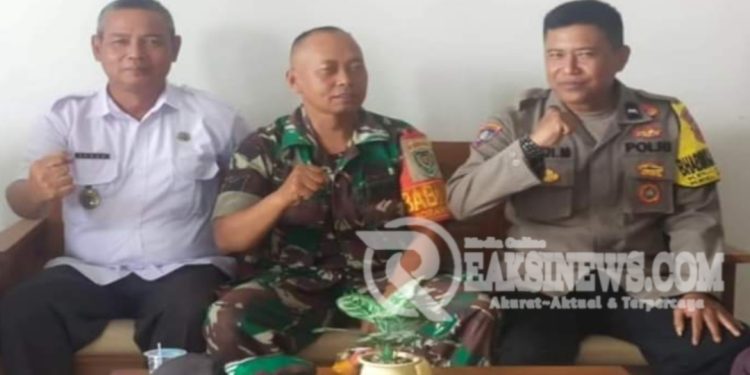 Jalin Kemitraan Kamtibmas, Bhabinkamtibmas Baros Sambangi Staf Kelurahan Baros
