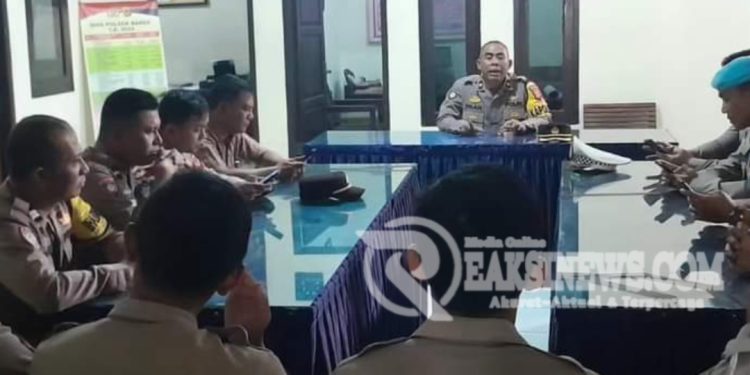 Anev Mingguan Sebagai Bentuk Evaluasi Kinerja dan Atensi Arahan Pimpinan di wilayah Hukum Polsek Baros