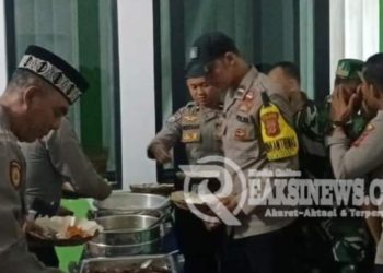 Jum’at Curhat Kapolsek Baros bersama MD Hayatul Islam