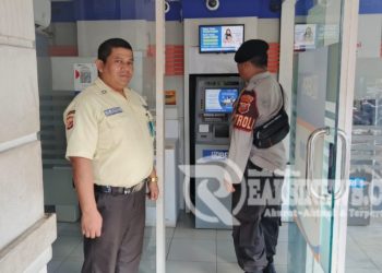 Pantau dan Cek Mesin ATM oleh Anggota Patroli Polsek Lembursitu Polres Sukabumi Kota