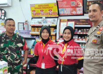 Giatkan Sambang Minimarket, Bhabinkamtibmas Jayaraksa Meminimalisir Gangguan Kamtibmas