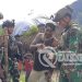 Satgas Yonif 323 Kostrad Wujudkan Papua Terang