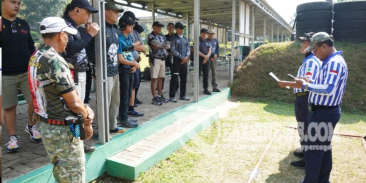 Latihan Bersama Divif 2 Kostrad Dengan Petembak Reaksi IPSC Perbakin Kota Malang
