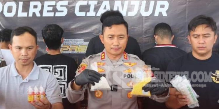 Sat Narkoba Polres Cianjur Ungkap Home industri Penyalahgunaan Sediaan Farmasi, 55.000 Butir OKT Berhasil Diamankan