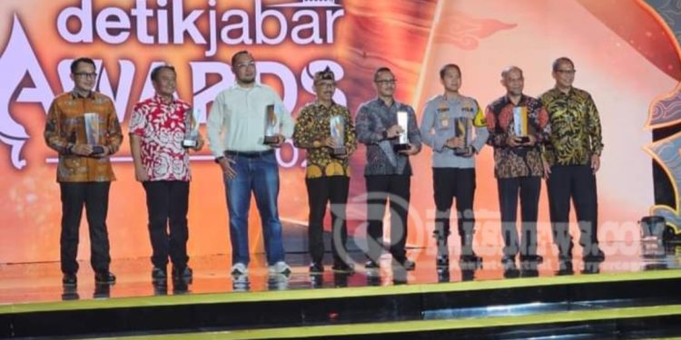 Pemkab Sukabumi Raih Penghargaan Pada Detikjabar Award 2024