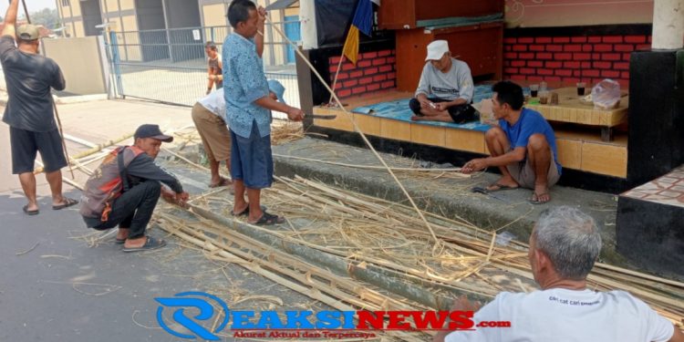 Antusias Warga Situgede Ngahiji Persiapkan Aksi Seni Memperingati Hut ke 79 Tahun