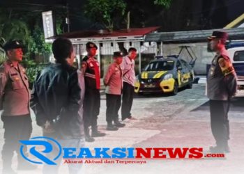 Antisipasi malam minggu, Kapolsek Baros Pimpin Apel Pengecekan Personil