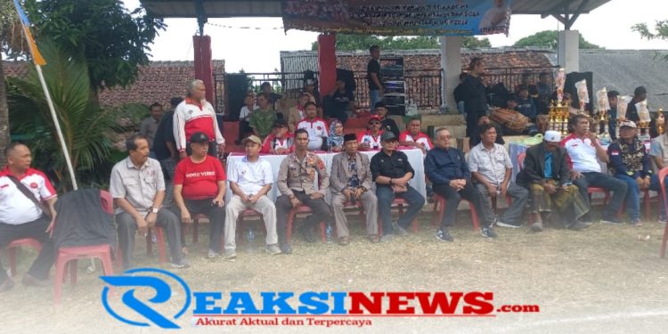 Turnamen Bola Kades Cup Warungkiara Dihadiri Wabup