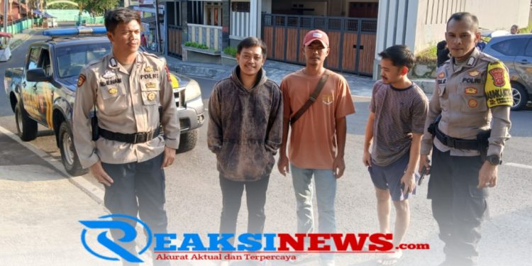 Patroli Siang Hari Cegah Gangguan Kamtibmas di Wilayah Lembursitu