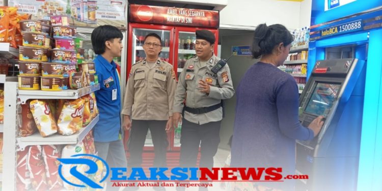 Patroli Sambang Alfamart dan Indomaret beri Himbauan kamtibmas