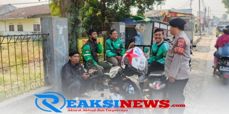 Kunjungi Pangkalan Ojek Online, Anggota Polsek Himbau Pesan Kamtibmas