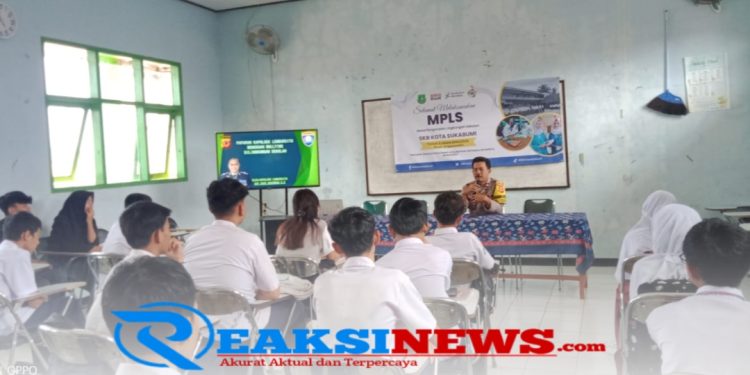 Giat Bhabinkamtibmas Selalu Hadir di Setiap Kegiatan Masyarakat, Sampaikan Pesan Kamtibmas