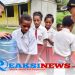 Satgas Yonif 310/KK Edukasi Anak-Anak SD Perbatasan, Ajarkan Cuci Tangan Yang Benar