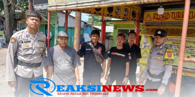 Berdialog dengan Warga, Unit Samapta Polsek Lembursitu Berikan Himbauan Kamtibmas