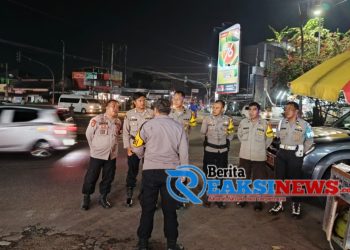 Kapolsek Lembursitu Pimpin Apel KRYD Antisipasi Malam Minggu