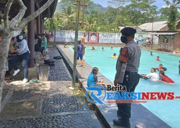 Patroli Tempat Wisata, Polsek Lembursitu Sampaikan Himbauan Kantibmas
