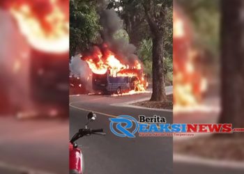 Detik-detik Bus MGI Palabuhanratu – Bogor Terbakar Hebat di Cibadak