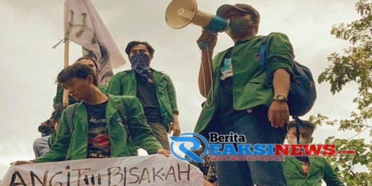 Tak Kunjung Dicabut, Permendikbudristek No 02 Tahun 2024 Bukti Negara Tidak Serius Mewujudkan Amanah Konstitusi