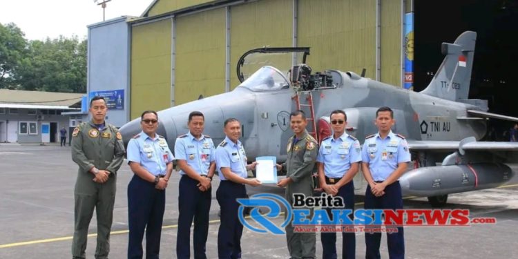Pesawat Hawk Mk-209 Milik TNI AU Jalani Pemeliharaan Tingkat Berat