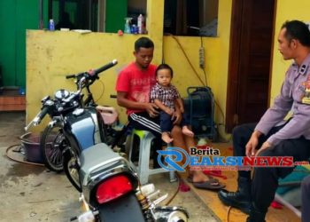 Wujudkan Kedekatan dengan Warga, Bhabinkamtibmas Jayaraksa Laksanakan Sambang