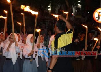 Tuaptu dan Pawai Obor Jelang Peringatan Hut Ke 79 Kemerdekan Republik Indonesia Tahun 2024