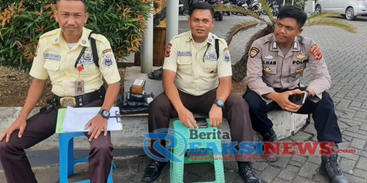 Sambangi Petugas Satpam, Sampaikan Himbauan Kamtibmas