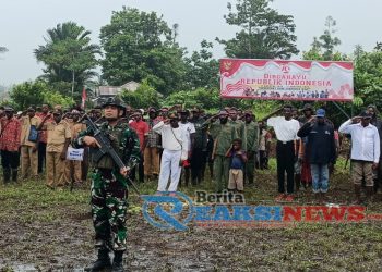 Satgas Habema Gelar Upacara Peringatan Kemerdekaan Ke-79 Republik Indonesia di Kampung Mumugu