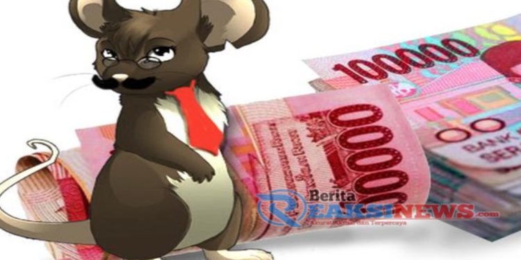 Anggaran DD Diungkit Oknum Mahasiswa, Diduga Kades Cikahuripan Ngasih Duit 50juta !?