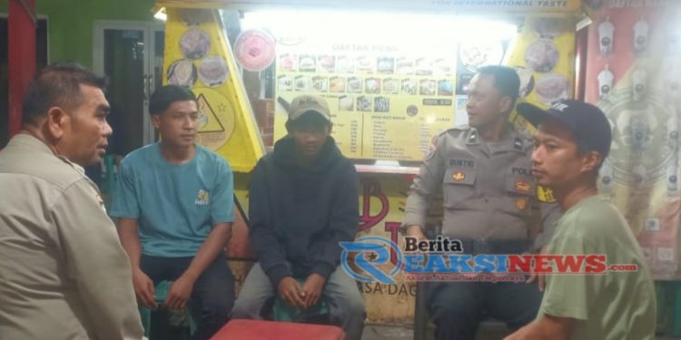 Patroli Mobile Rutin Polsek Lembursitu Untuk Mengantisipasi Gangguan Kamtibmas di Wilayah Hukum Polsek Lembursitu