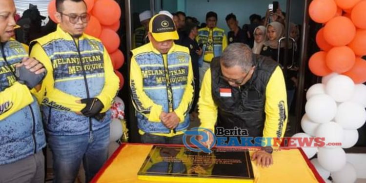 Resmikan Balai Desa Kadununggal, Bupati Sukabumi Berikan Pelayanan Prima Kepada Masyarakat