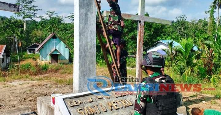 Tumbuhkan Rasa Cinta Kepada Gereja, Ini Yang Dilakukan Satgas Yonif 310/KK