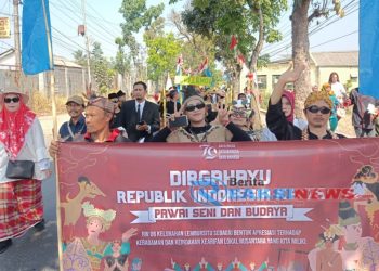 Memperingati HUT RI ke-79, Tingkat Kelurahan Lembursitu Gelar Karnaval