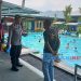 Patroli Tempat Wisata Kolam Renang Sport Garden, Anggota Bhabinkamtibmas Polsek Lembursitu Sampaikan Himbauan Kamtibmas Pada Pengelola Dan Pengunjung