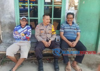 Dekati Warga Babinkamtibmas Sambangi Warga dan Berikan Imbauan Kamtibmas
