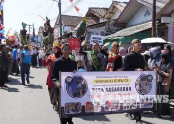 Kirab Budaya Hari Jadi Desa Sasagaran, Bupati Sukabumi Apresiasi Kekompakan Masyarakat