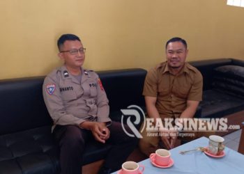 PS Kanit Binmas dan Bhabinkamtibmas Polsek Lembursitu Sambangi SDN Cikundul