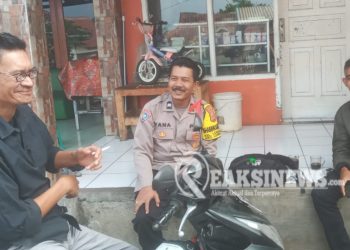 Bhabinkamtibmas Polsek Lembursitu Sambangi Karang Taruna Kp Bojong Loa