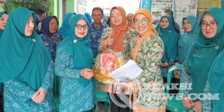 Tinjau Program Unggulan Desa Pasirhalang, Tim Recheking dan Verfikasi Apresiasi Aspek Pemberdayaan