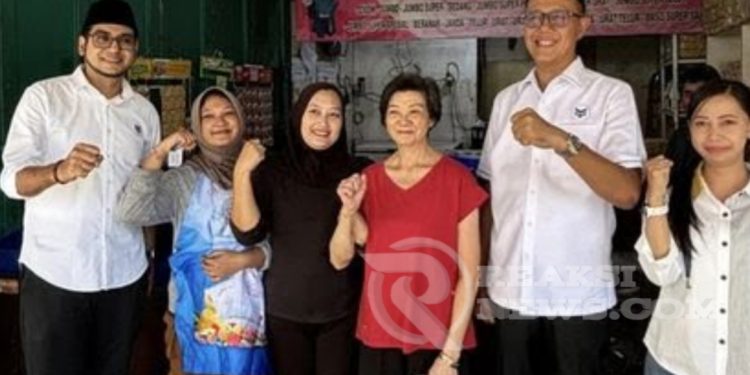 H. Ayep Zaki – Bobby Maulana Pasangan Calon Wali Kota Sukabumi Menyoroti Pasar Pelita, Pedagang yang Mengalami Kesulitan Ekonomi Akibat Berkurangnya Aktivitas Perdagangan