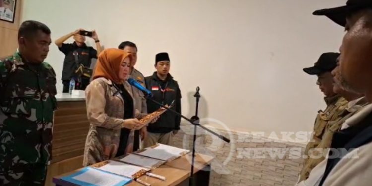 Deklarasi Netralitas ASN, TNI, Polri, Kepala Desa serta Perangkat Desa Se-kecamatan Sukalarang, Panwaslu Sukalarang Berharap Pilkada 2024 Aman dan Kondusif