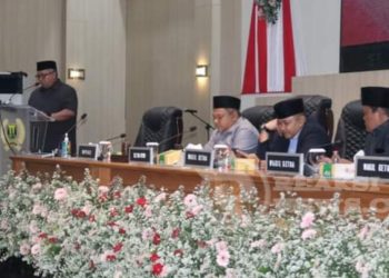 Paripurna DPRD, Bupati Sukabumi Sampaikan Nota Pengantar Raperda Perubahan APBD Tahun 2024