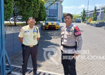 Sambangi Perusahaan PT. SCM Unit Samapta Polsek Lembursitu Patroli Dialogis dengan Petugas Satpam, Sampaikan Himbauan Kamtibmas