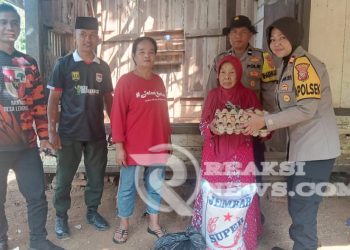 Aksi Kepedulian Kapolsek Lengkong Bantu Renovasi Rumah Milik Mak Juriah